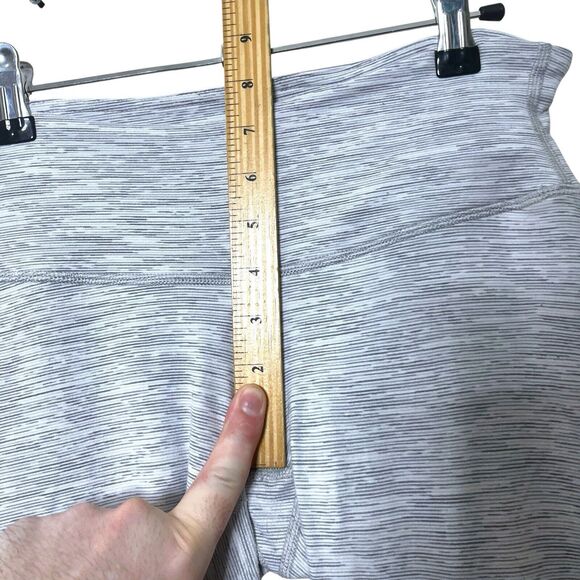 Lululemon Wunder Under High-Rise Women's Size 4 Yoga Workout Stretch Athleisure - Picture 10 of 11